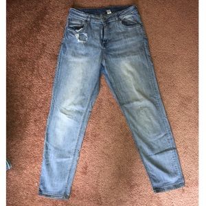 H&M Girlfriend Jeans